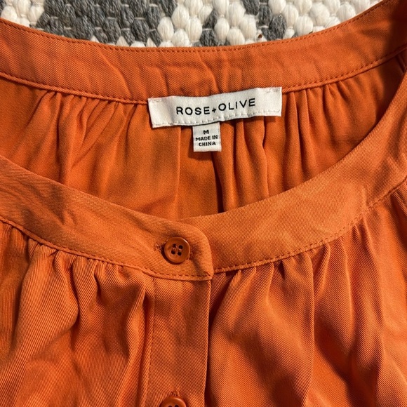 🍍Rose + Olive halter button down top🍍sz large 🍍RK - Picture 2 of 3